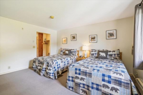 Cedarbrook Two Double bed Hotel Room with outdoor heated pool 216